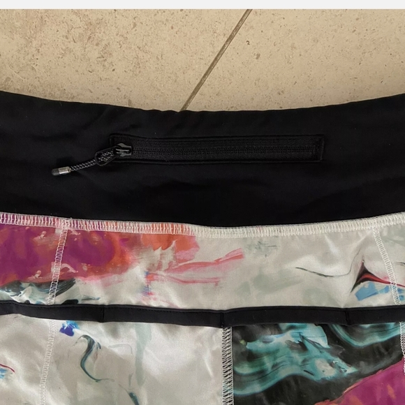 🥳HP🥳Lululemon Pigment Multi/Black Shorts Pink Black - Picture 8 of 13